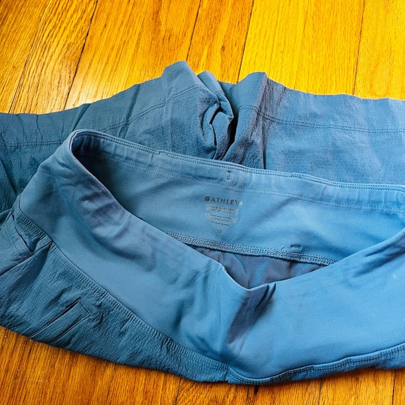 Athleta Trekkie north size 10 blue shorts - Picture 4 of 7